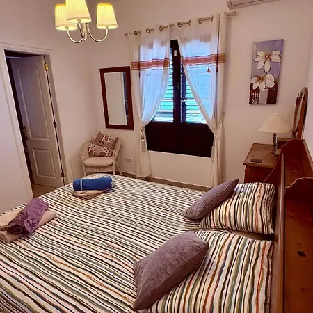 Three Palms Villa, Playa Blanca (Lanzarote)