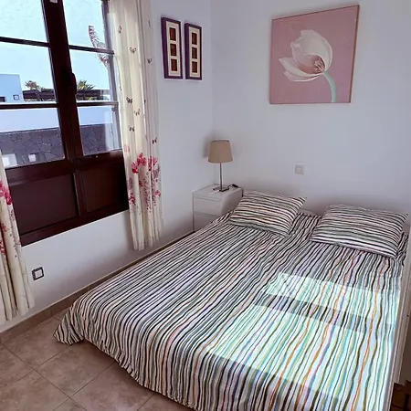 Villa Three Palms Villa, *