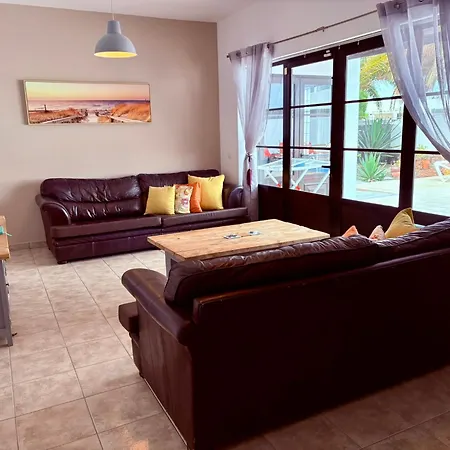 فيلة Three Palms Villa, بلايا بلانكا