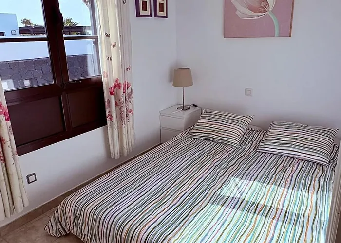 Villa Three Palms Villa, *